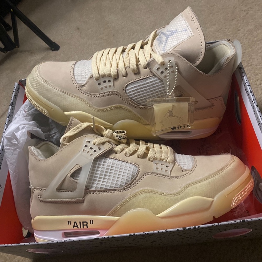 COPY - Jordan 4’s off white